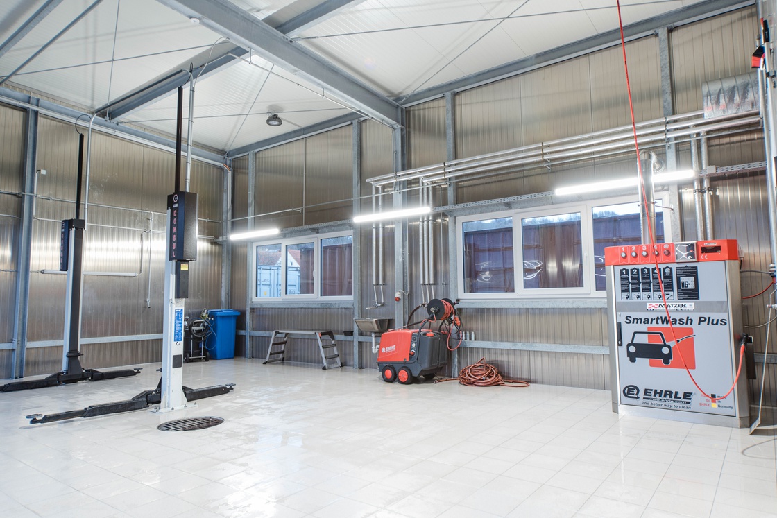 Autohaus Matzer-86.jpg